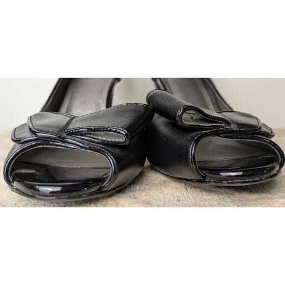 Coach And Four Black D'Orsay Peep Toe Bow Toe Stiletto 3.5" Heels Size 9 - Picture 4 of 12